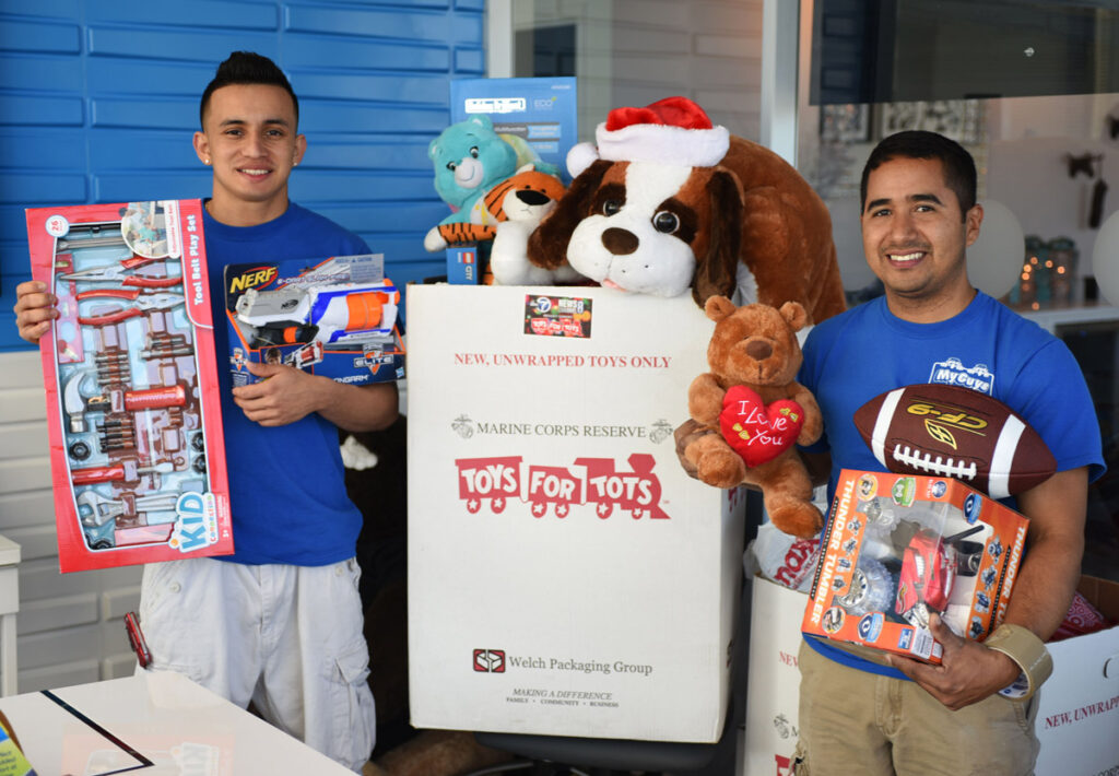 MG Moving Movers: Angel & Santos